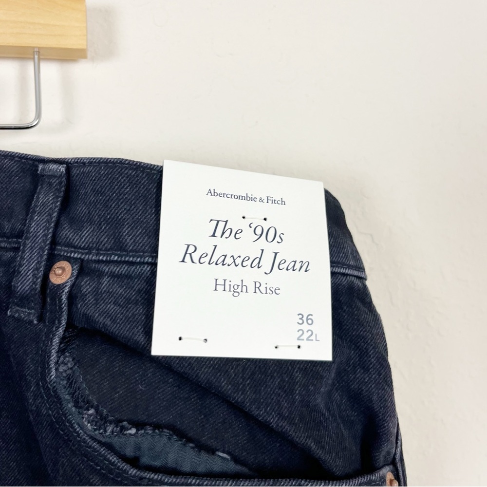 Abercrombie & Fitch The 90’s Relaxed High Rise Black Jeans Plus Size 22 Long - Picture 3 of 6